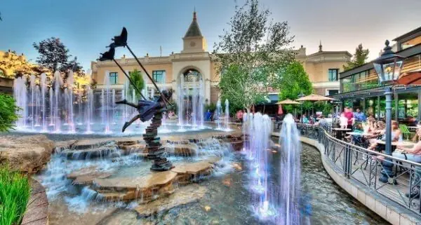 Fountains and plaza at The Village at Meridian