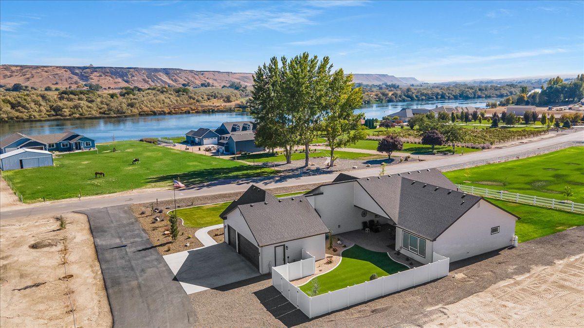 Aerial view of a custom-built home near the Snake River in Marsing