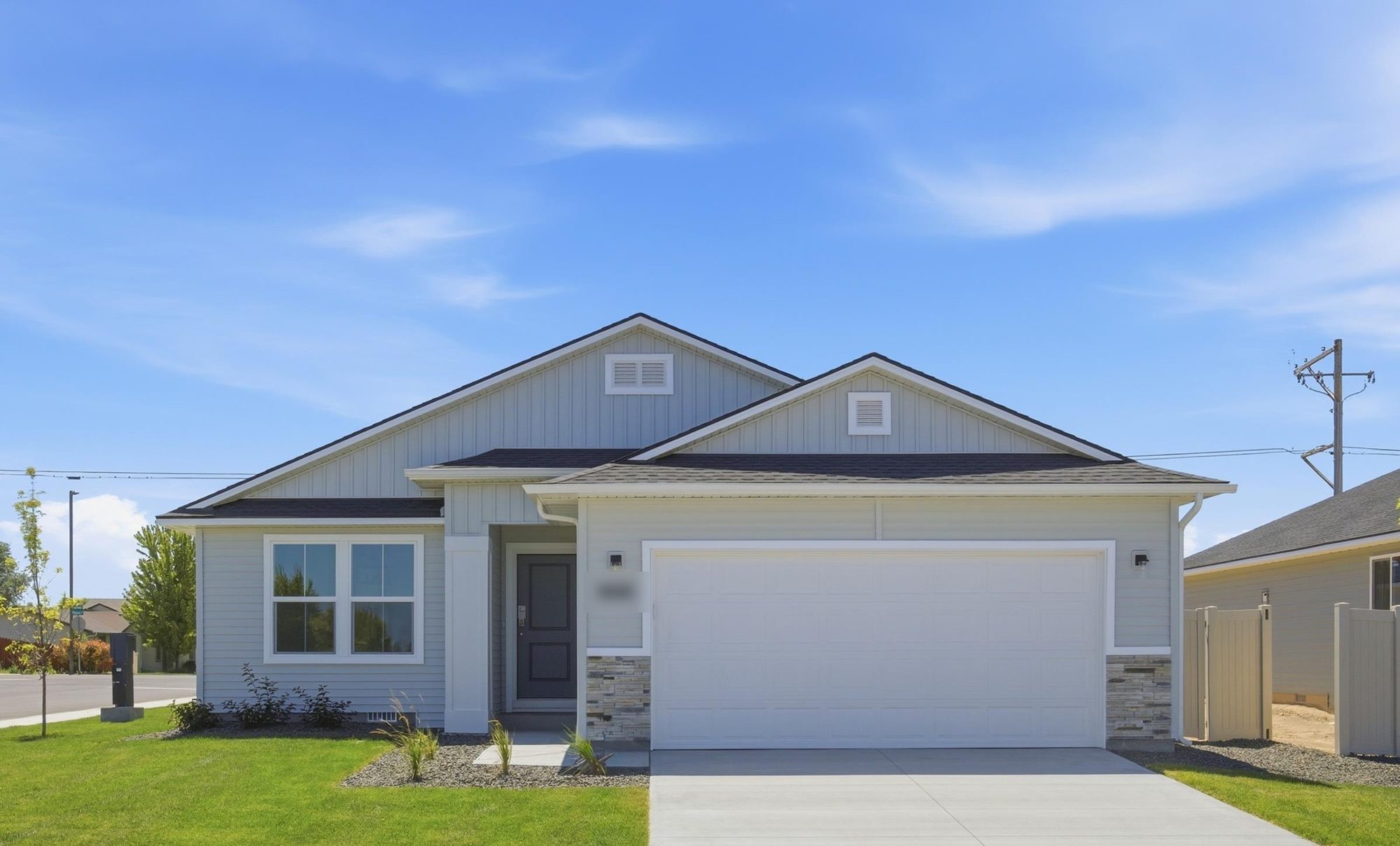 Single-level starter home